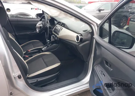 2021 Nissan Versa Sv Xtronic Cvt z USA, uszkodzony, nr VIN 3N1CN8EV2ML863783